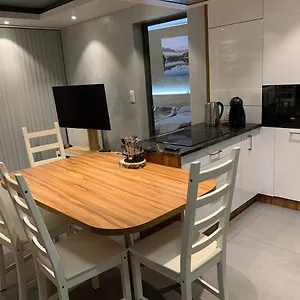 appartement-le-saint-simond.hotels-rhonealpes.com/